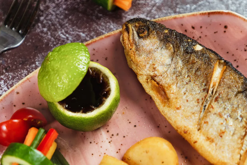 BookNoFees: Esimerkkikuva: Grillattu kala