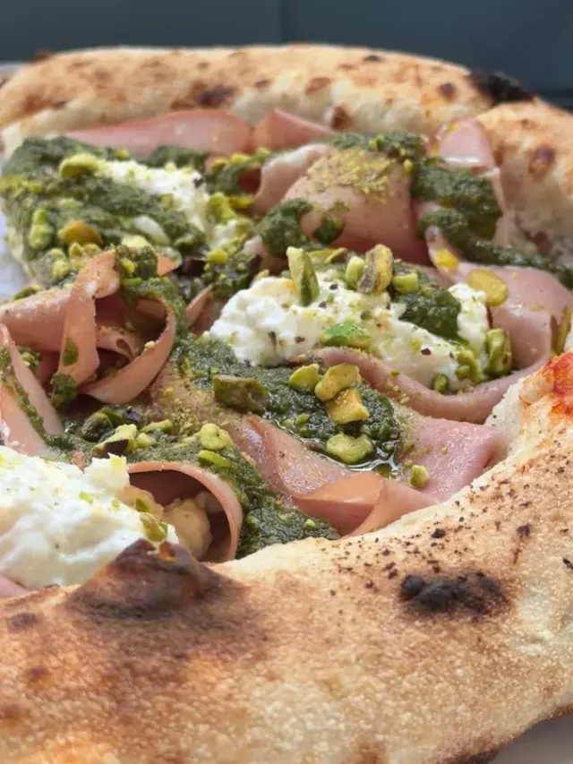 BookNoFees: Välipalabaari – NUL NUL Pizza – Bratislava – NUL NUL Pizza, kuva 3