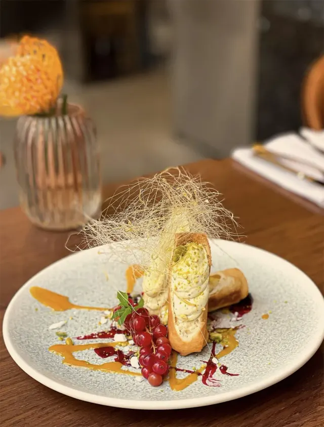 BookNoFees: Ravintola – Fine Fine – Vienna – Loppu Loppu, kuva 3