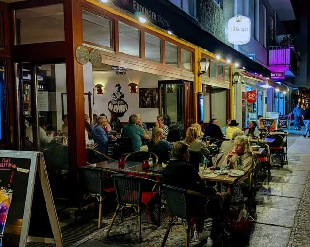 BookNoFees: Ravintola – Adamo's Tapas Bar & Restaurant – Berlin – Adamo's Tapas-baari ja ravintola, kuva 2