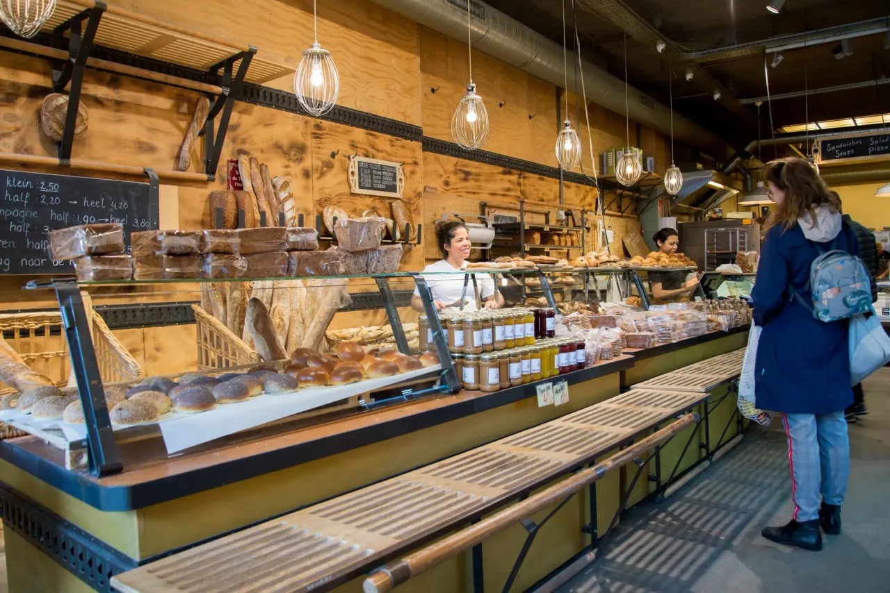 BookNoFees: Kahvila – Bakhuys – Amsterdam – Ne ovat, kuva 1