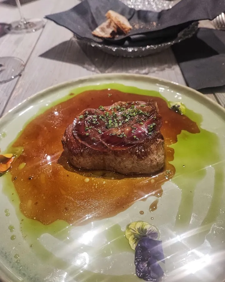 BookNoFees: Ravintola – Breg – Ljubljana – Rannikko, kuva 1