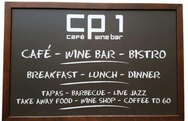 BookNoFees: Kahvila – CP1 Café – Prague – CP1 Kahvila, kuva 3