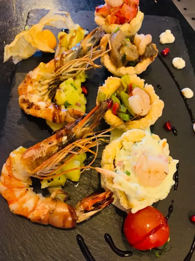BookNoFees: Ravintola – Trattoria La Fontana – Schalksmühle – Trattoria La Fontana, kuva 2