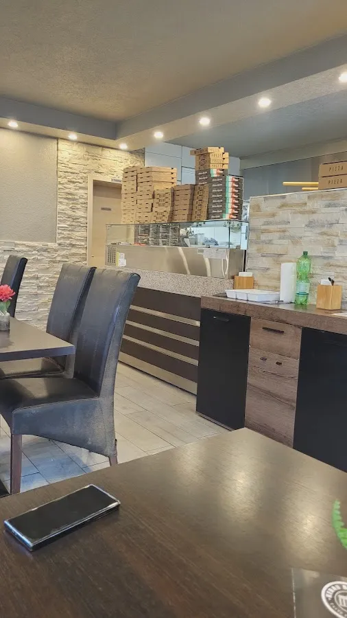 BookNoFees: Ravintola – La Famiglia Niederense – Ense – Niederense-perhe, kuva 2
