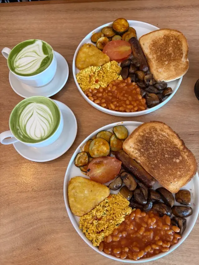 BookNoFees: Kahvila – Black Cat Cafe – London – Black Cat Cafe, kuva 2