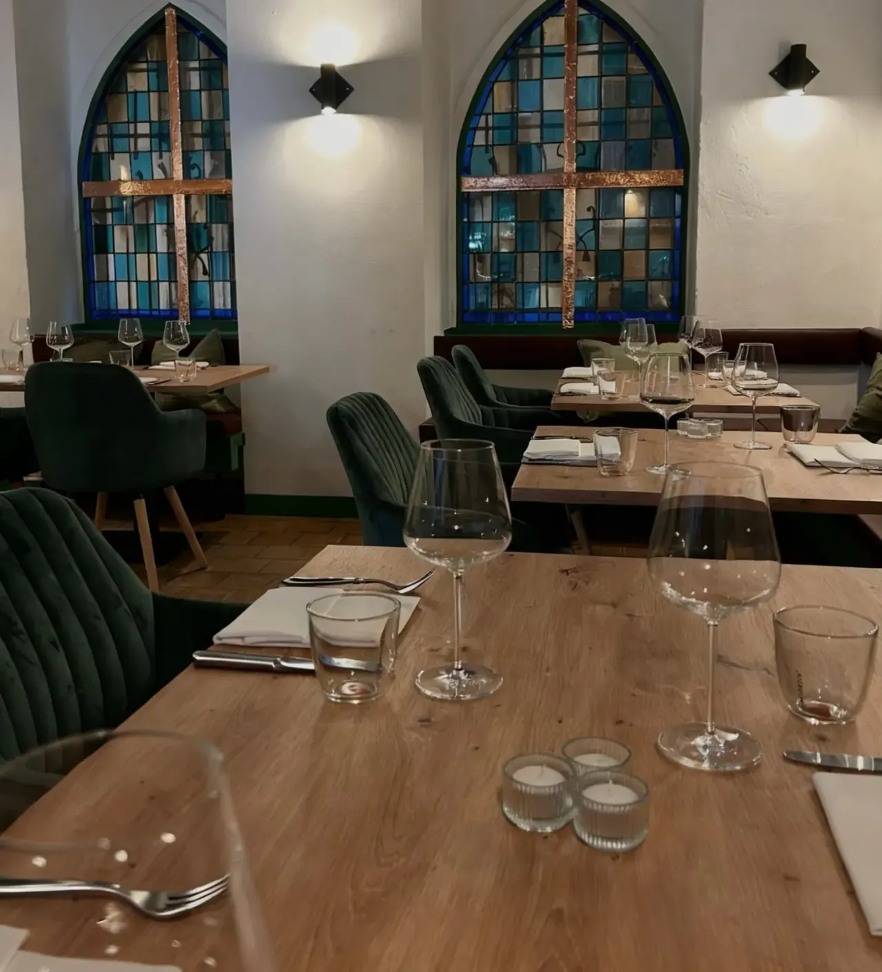 BookNoFees: Ravintola – Nah & Fern – Berlin – Lähellä ja kaukana, kuva 1