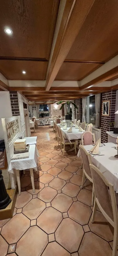 BookNoFees: Ravintola – Torino Restaurant – Hamm – Torino-ravintola, kuva 1