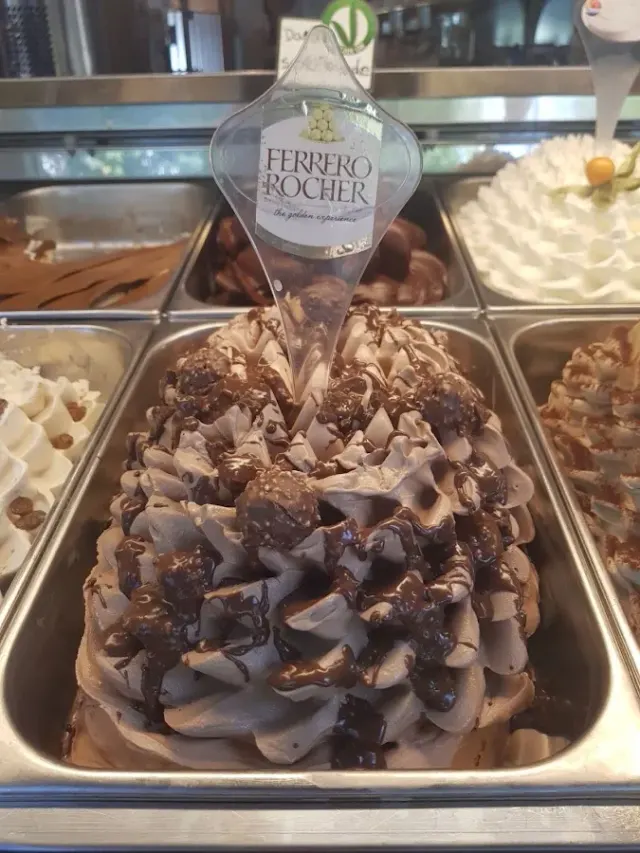 BookNoFees: Ravintola – Eiscafé San Remo – Schmallenberg – Eiscafé San Remo, kuva 3