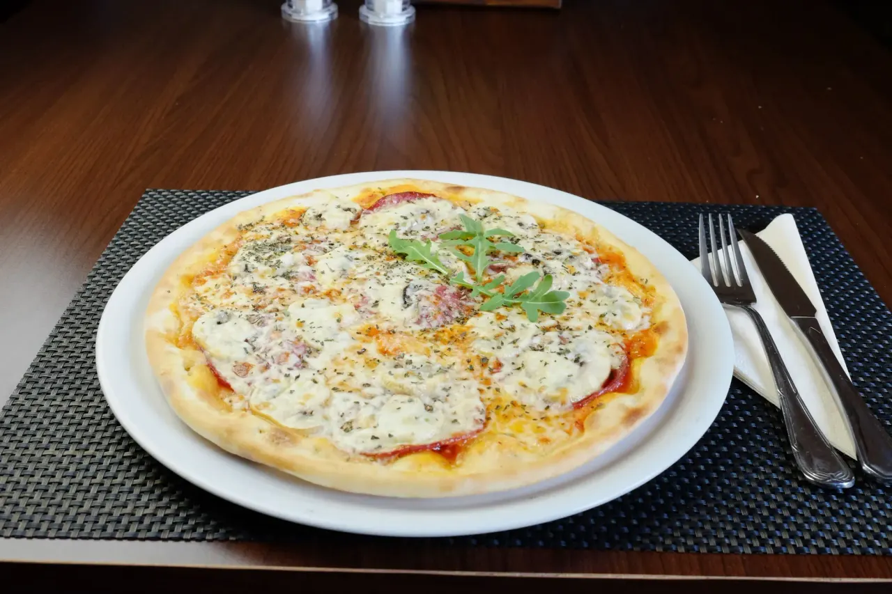 BookNoFees: Välipalabaari – Delicato Pizzeria & Dönerhaus – Arnsberg-Bruchhausen – Delicato Pizzeria & Dönerhaus, kuva 1