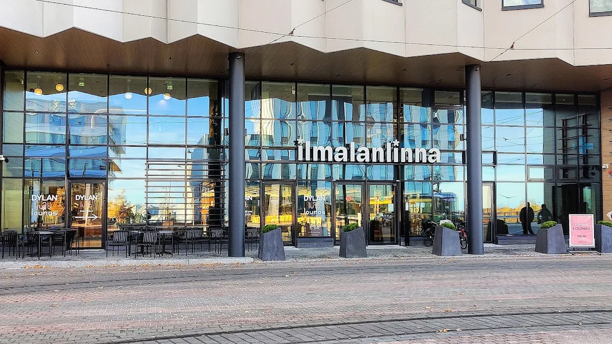 BookNoFees: Ravintola – Dylan Luft – Helsinki – Dylan Luft, kuva 1