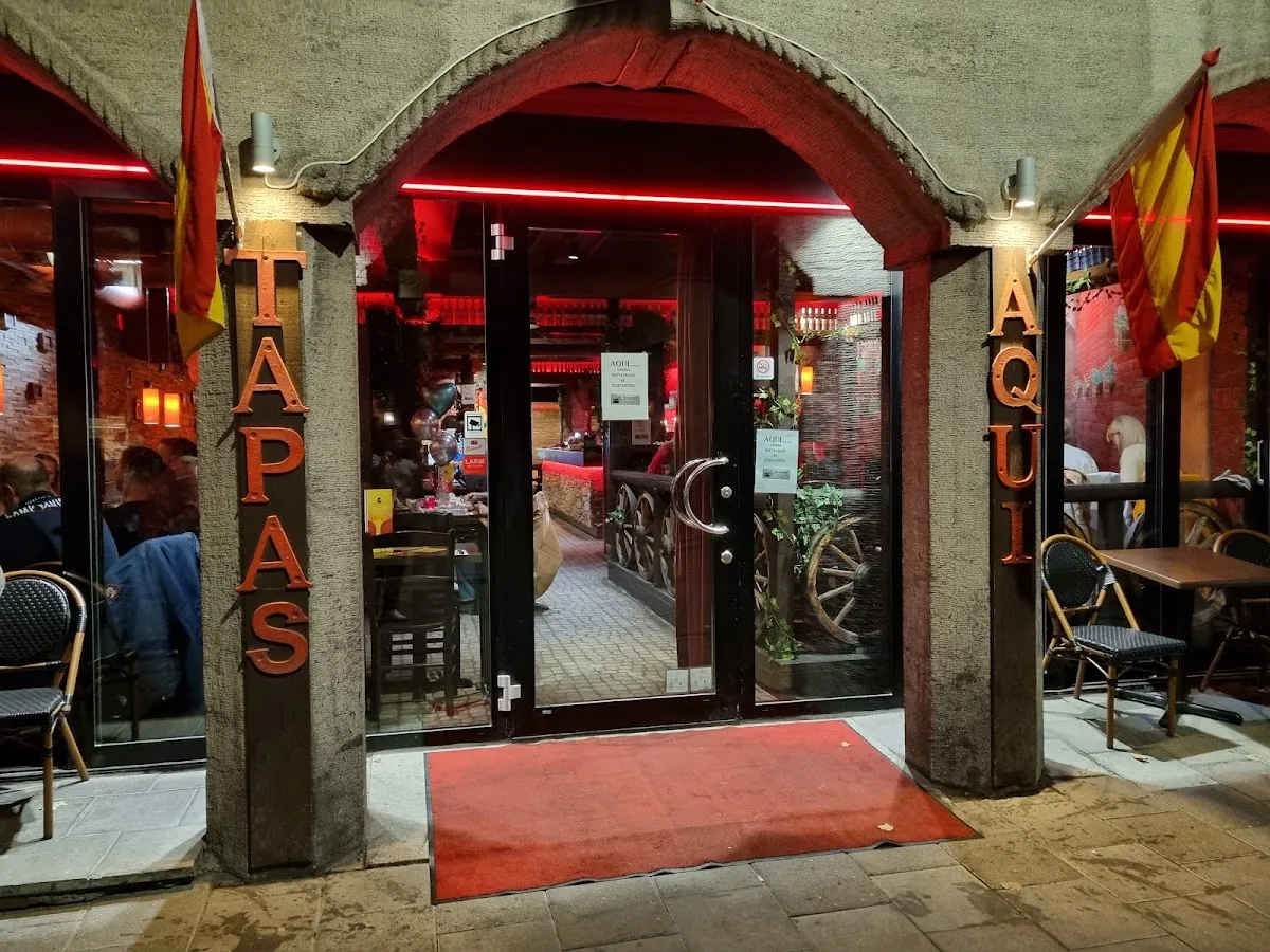 BookNoFees: Ravintola – Aqui – Stockholm – Täällä, kuva 1