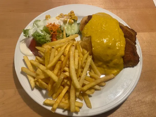 BookNoFees: Ravintola – SchwarzBrenner – Marsberg – SchwarzBrenner, kuva 2