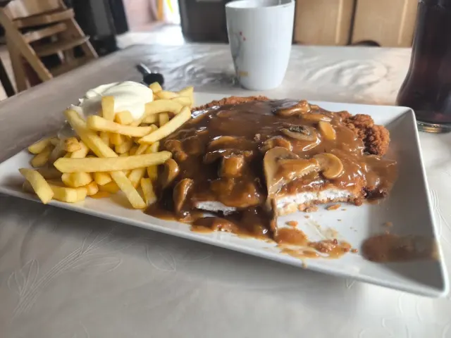 BookNoFees: Ravintola – Eichengrill & Bierpub – Datteln – Eichengrill & Bierpub, kuva 3