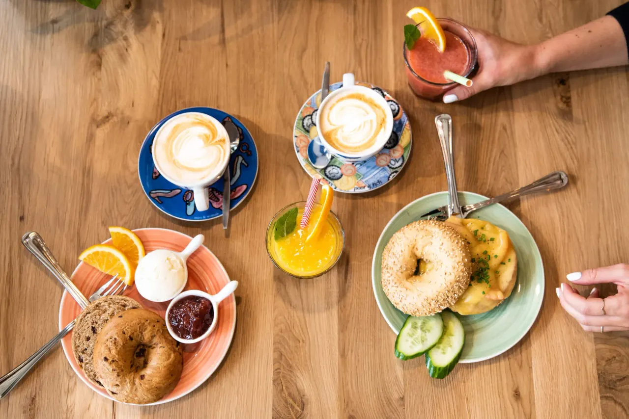 BookNoFees: Kahvila – Bagels & Beans – Amsterdam – Bagels & Beans, kuva 1
