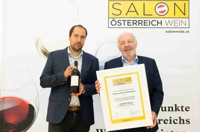 BookNoFees: Ravintola – Heuriger Bernreiter – Vienna – Heuriger Bernreiter, kuva 3