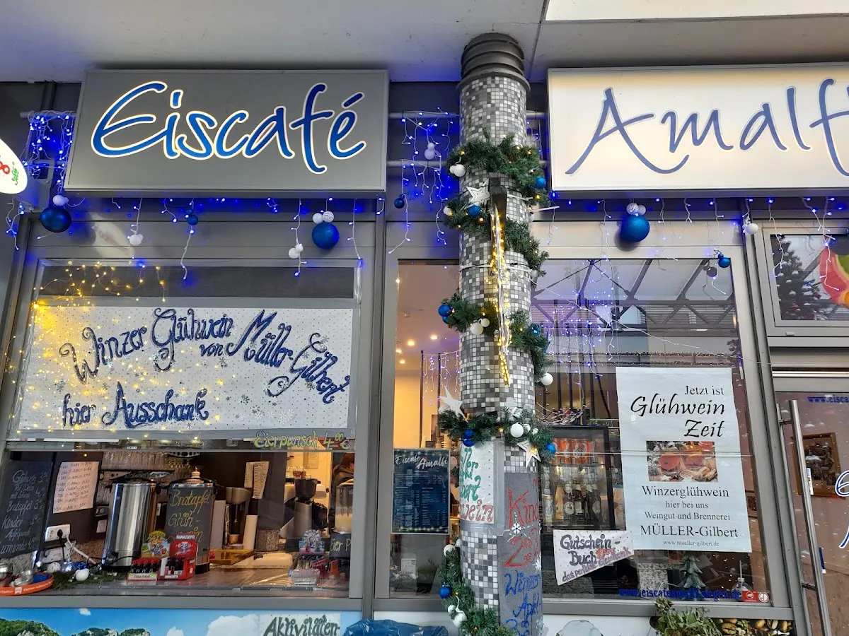 BookNoFees: Ravintola – Eiscafé Amalfi – Siegen – Eiscafé Amalfi, kuva 1
