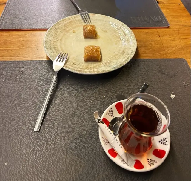 BookNoFees: Ravintola – Divella Bistro Restaurant – Istanbul – Divella Bistro -ravintola, kuva 2