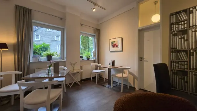 BookNoFees: Ravintola – Café Krokant – Sprockhövel – Café Krokant, kuva 3