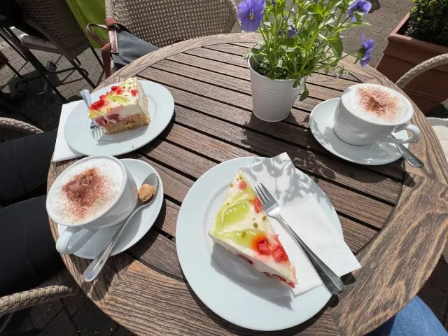 BookNoFees: Ravintola – Café Krokant – Sprockhövel – Café Krokant, kuva 2