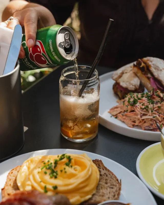 BookNoFees: Kahvila – Bakers and Roasters – Amsterdam – Leipomot ja paahtimot, kuva 2