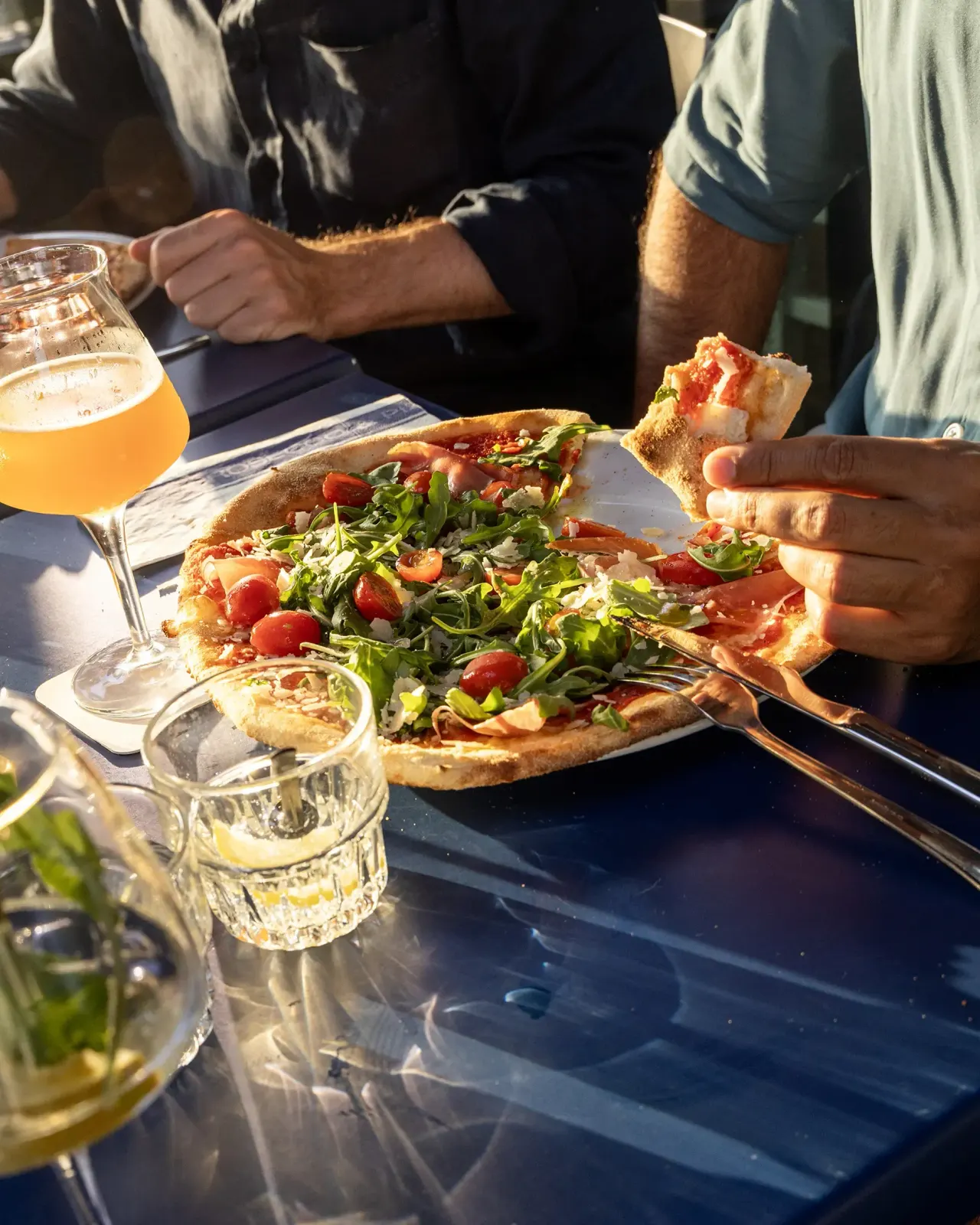 BookNoFees: Ravintola – De Pizzabakkers – Amsterdam – Pizzanpaistajat, kuva 1