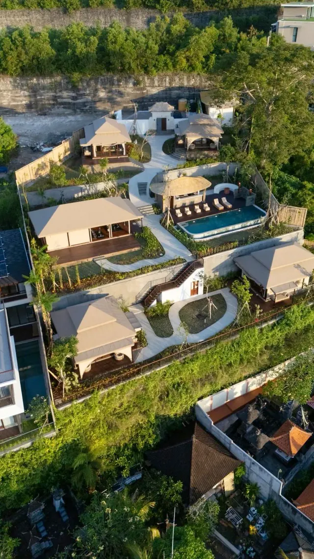 BookNoFees: loma-asunto, Uluwatu – Koko teltta · Uluwatu