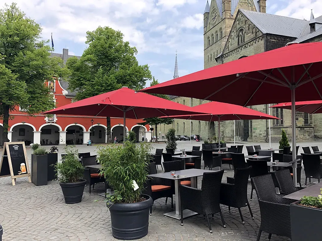 BookNoFees: Ravintola – Brunello – Soest – Brunello, kuva 1