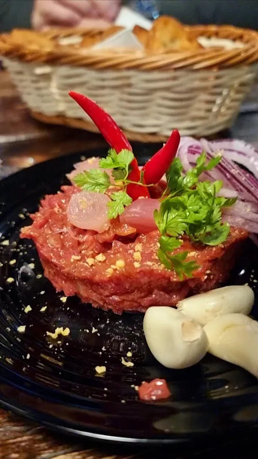 BookNoFees: Ravintola – Alfa – Bratislava – Alfa, kuva 3