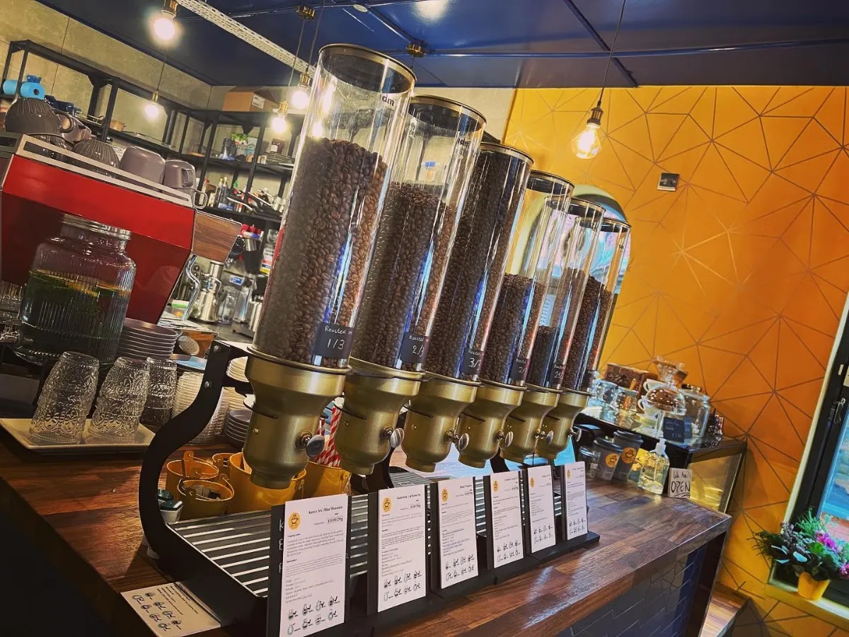 BookNoFees: Kahvila – Arise Coffee Roasters – London – Arise Coffee Roasters, kuva 1