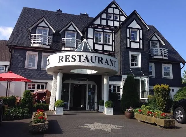 BookNoFees: Ravintola – Albus Panoramahotel – Olpe – Albus Panoramahotel, kuva 1