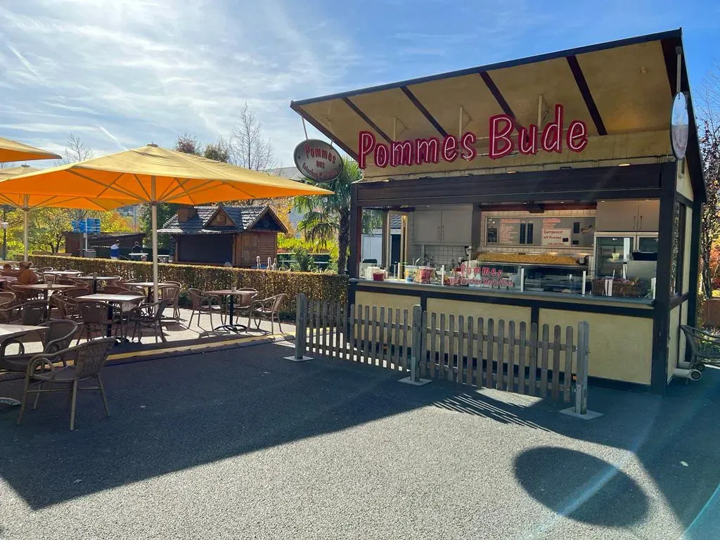 BookNoFees: Välipalabaari – Flora — Essbar im Park – Hemer – Flora — Syötävää puistossa, kuva 1