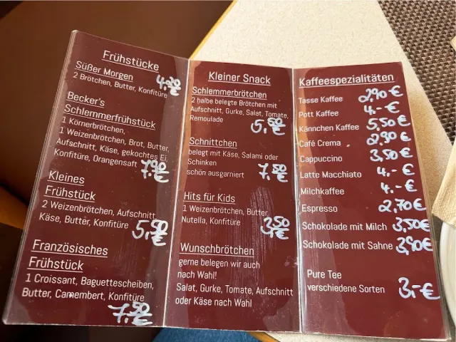 BookNoFees: Leipomo – Bäckerei & Café Becker – Meschede – Beckerin leipomo ja kahvila, kuva 2