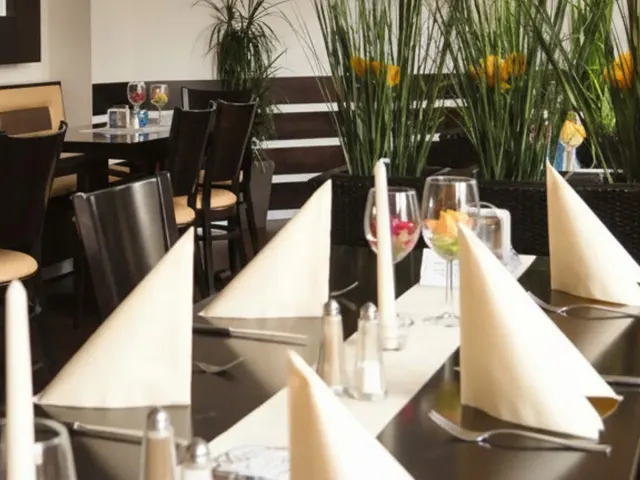 BookNoFees: Ravintola – Hippocrates – Berlin – Hippokrates, kuva 3