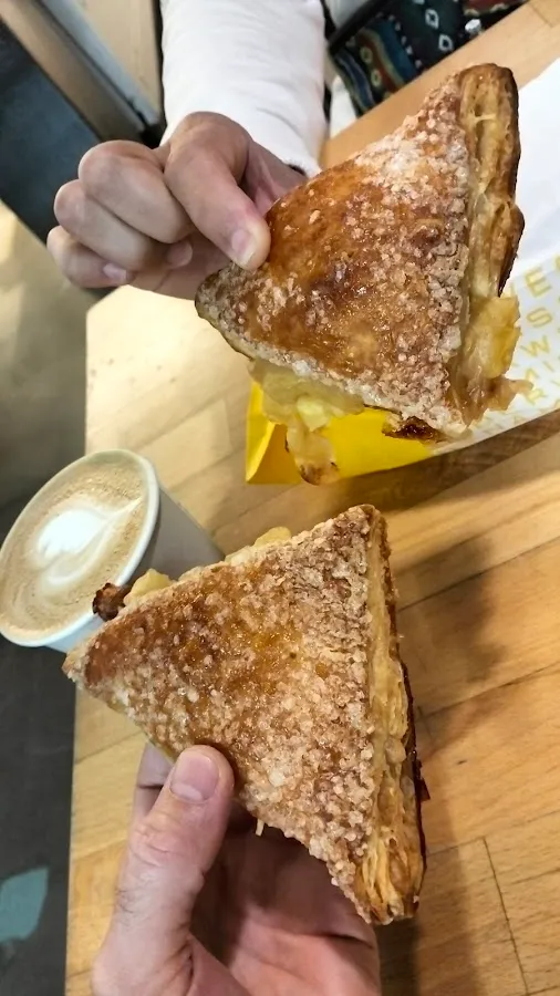 BookNoFees: Ravintola – BBrood – Amsterdam – BBrood, kuva 3