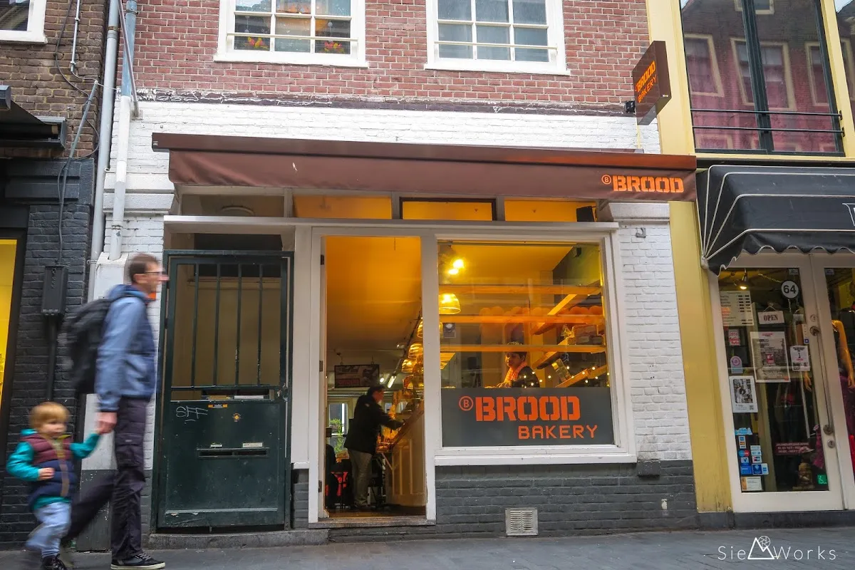 BookNoFees: Ravintola – BBrood – Amsterdam – BBrood, kuva 1