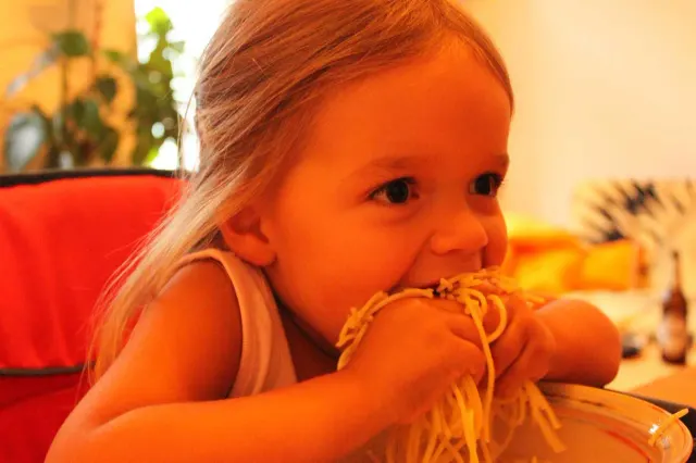 BookNoFees: Ravintola – Pasta Laden – Berlin – Pasta Laden, kuva 3