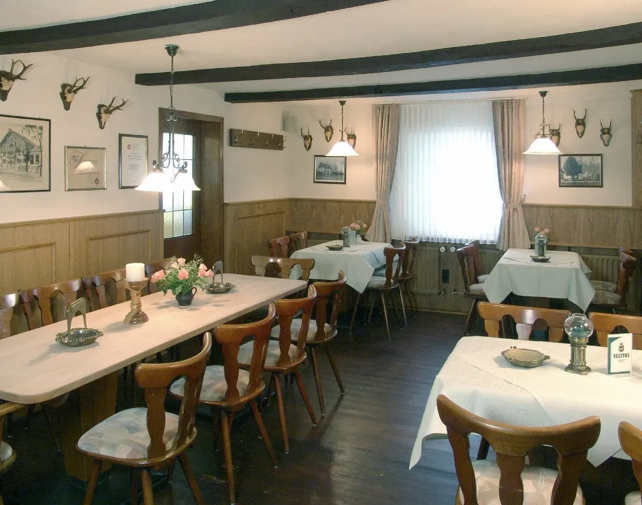 BookNoFees: Ravintola – Zum Försterhaus – Iserlohn – Zum Försterhaus, kuva 1