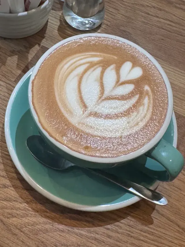BookNoFees: Kahvila – Green Land Café – Dublin – Green Land Café, kuva 3
