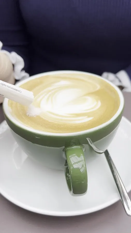 BookNoFees: Ravintola – Cafe Pusteblume – Sprockhövel – Café Pusteblume, kuva 2