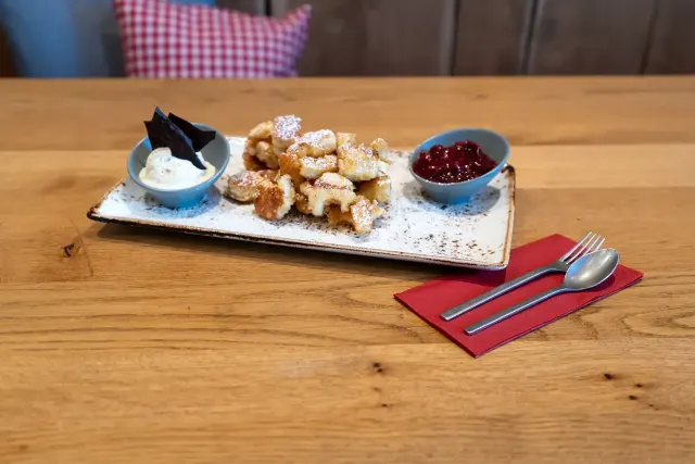 BookNoFees: Ravintola – Benediktiner Wirtshaus – Attendorn – Benediktinien majatalo, kuva 2