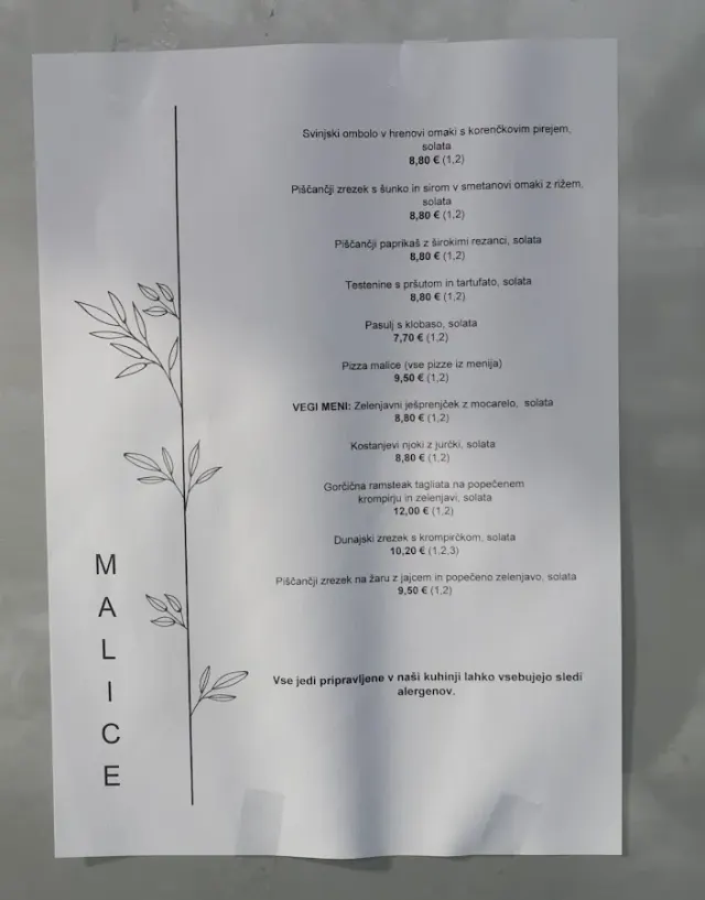 BookNoFees: Ravintola – Favola – Ljubljana – Satu, kuva 2