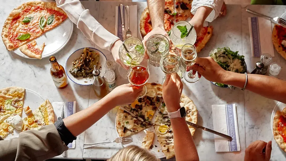 BookNoFees: Ravintola – De Pizzabakkers – Amsterdam – Pizzanpaistajat, kuva 1