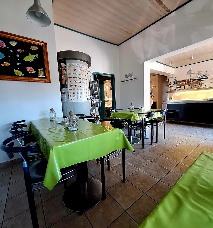 BookNoFees: Ravintola – Andy's Fischhütte – Bergkamen – Andyn kalamaja, kuva 1
