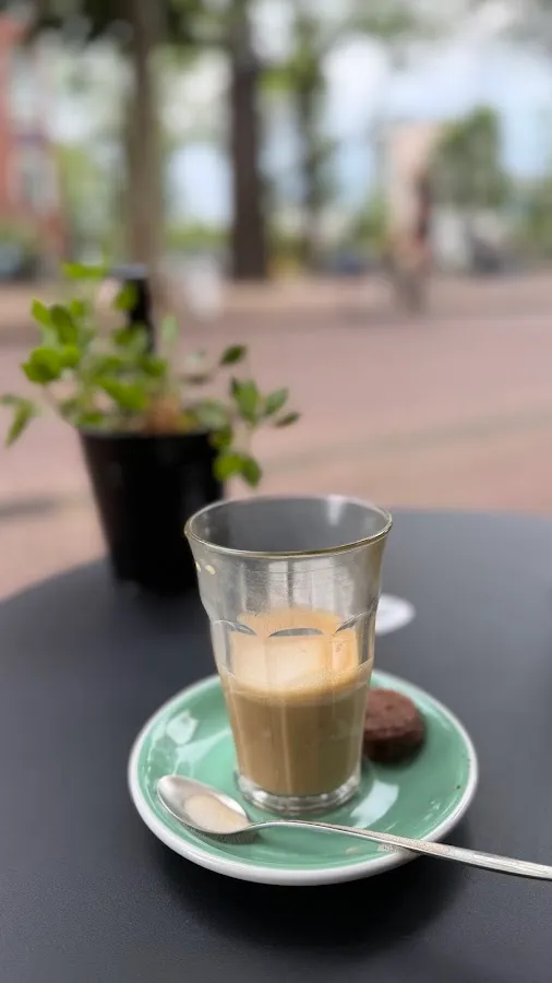 BookNoFees: Ravintola – Anne&Max – Amsterdam – Anne&Max, kuva 2