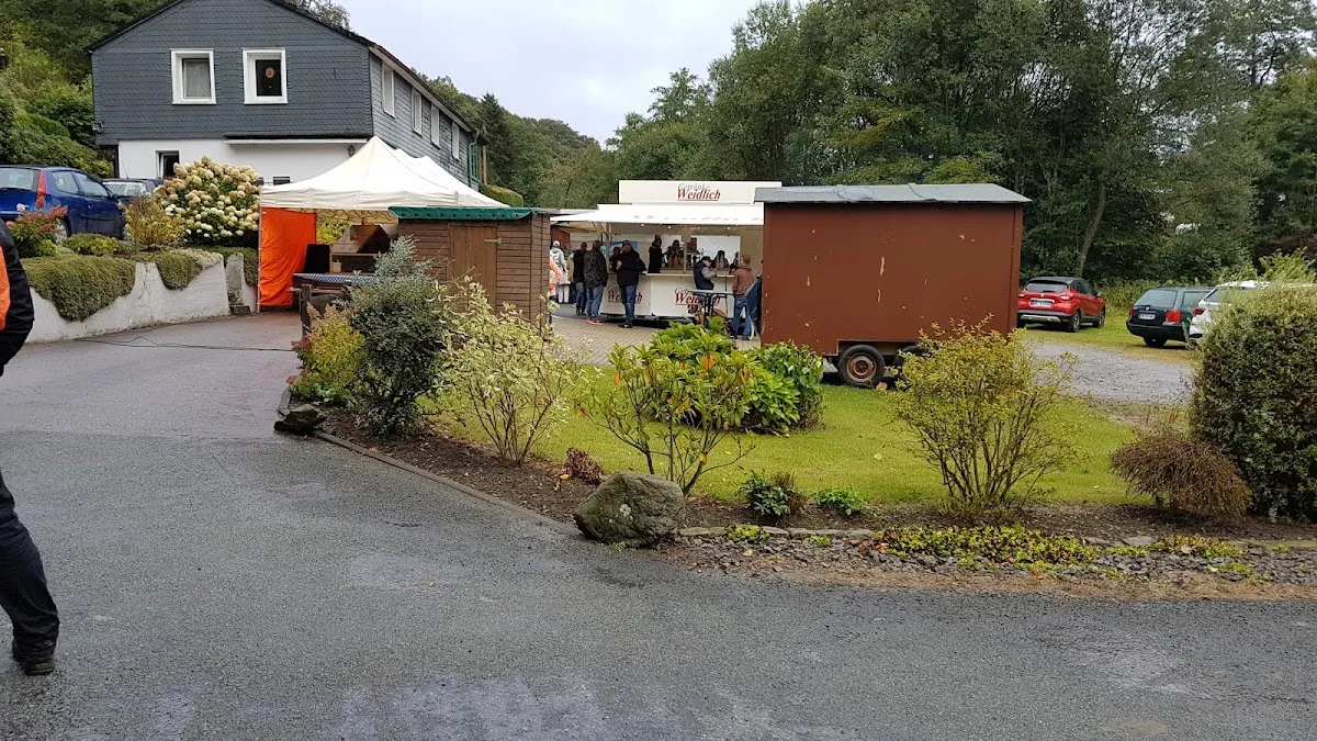 BookNoFees: Ravintola – Landbäckerei Kritzler – Breckerfeld – Maalaisleipomo Kritzler, kuva 1