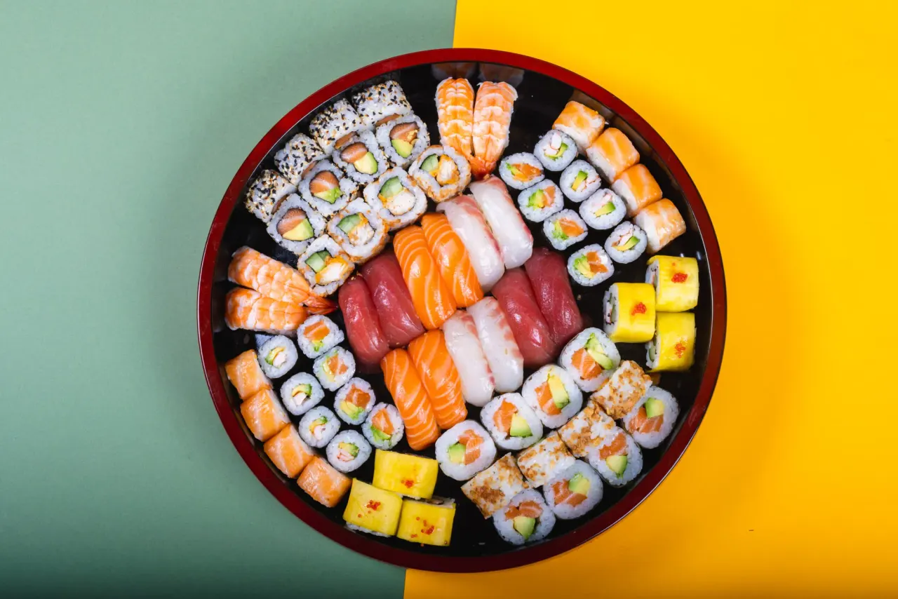 BookNoFees: Ravintola – Maki Line – Brussels – Maki-linja, kuva 1