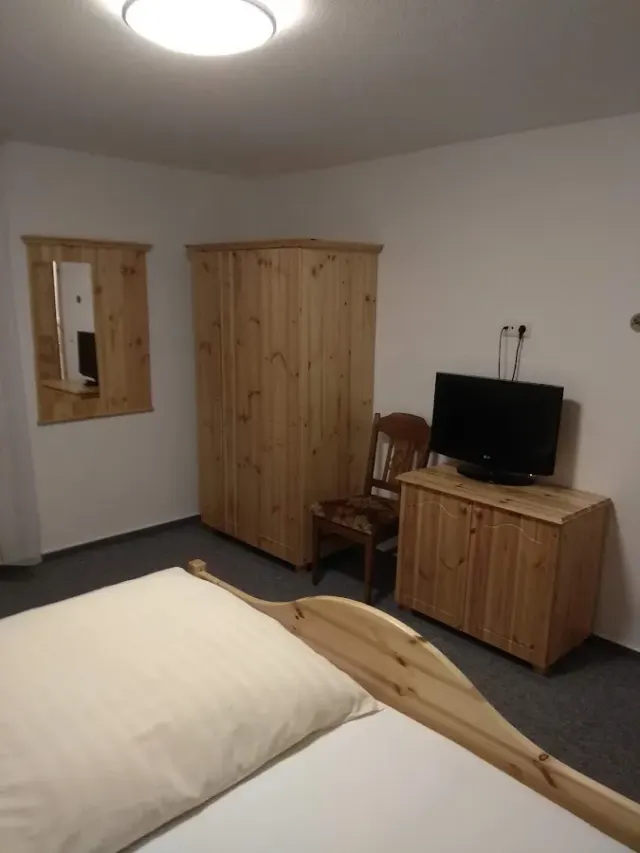 BookNoFees: Ravintola – Hotel Zur Bauernschänke – Drolshagen – Hotel Zur Bauernschänke, kuva 3
