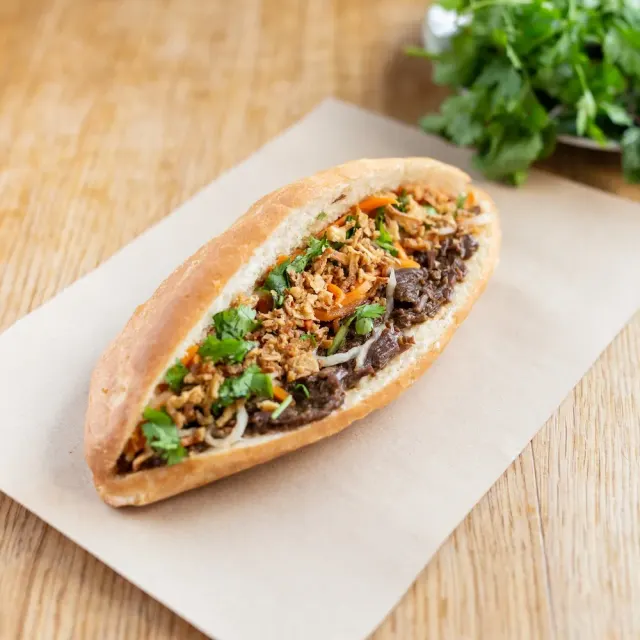 BookNoFees: Restaurang – Bánh mì makers – Prague – Bánh mì-tillverkare, bild 2