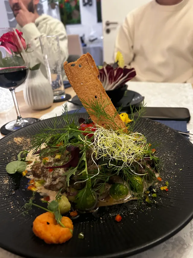 BookNoFees: Restaurang – Treibgut – Sundern-Langscheid, bild 4